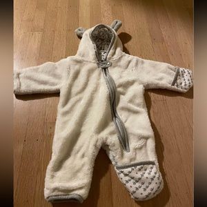 Deedee baby bunting suit